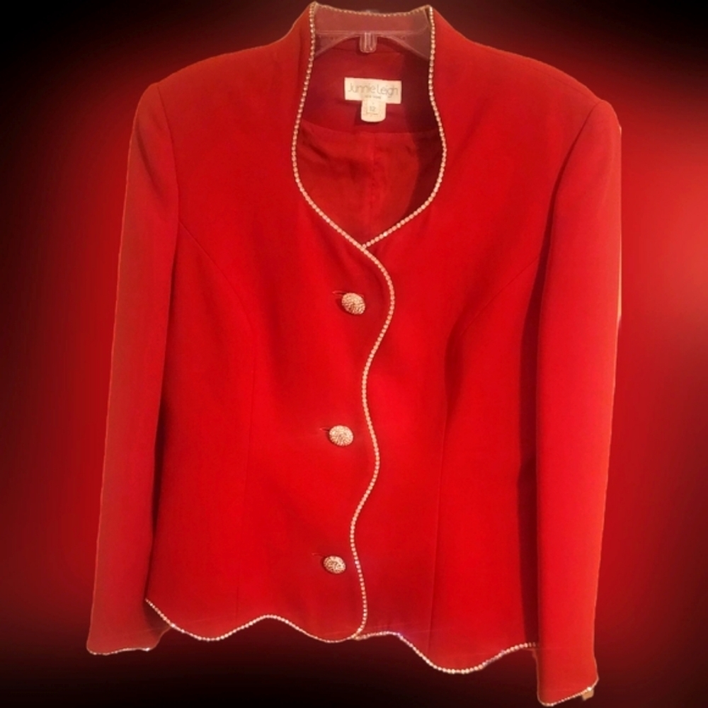Junnie leigh, New York dressy red suite with diamond trim size 12 - Picture 4 of 8